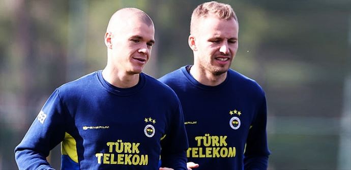 Fenerbahçe'de yolcular belli oldu Fenerbahçe'de yolcular belli oldu