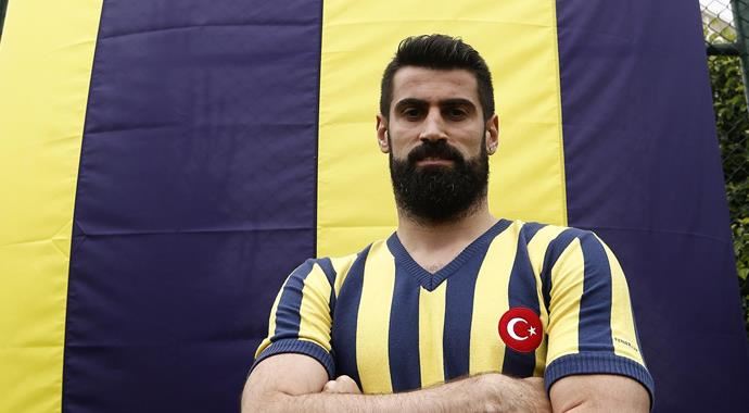 Volkan Demirel: Fenerbahçe&#039;yi rahat bıraksınlar