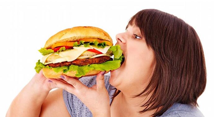 Obezite kadınlarda daha fazla görülüyor Obezite kadınlarda daha fazla görülüyor