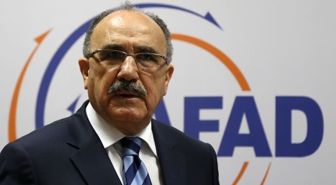 Beşir Atalay'dan Soma'ya yardım açıklaması Beşir Atalay'dan Soma'ya yardım açıklaması