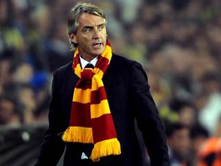 2-0'dan maç çeviren Mancini'nin galibiyet taktiği 2-0'dan maç çeviren Mancini'nin galibiyet taktiği