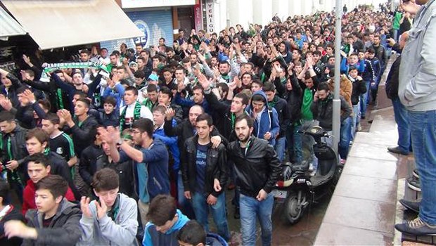 Futbolcu fabrikası Sakarya'da görülmemiş sevinç Futbolcu fabrikası Sakarya'da görülmemiş sevinç