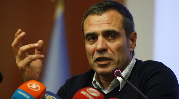 Ersun Yanal'ı kızdıran söz! Ersun Yanal'ı kızdıran söz!