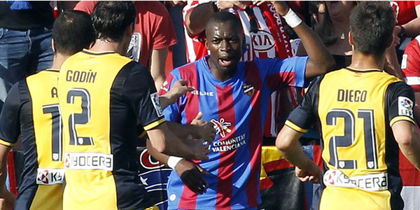 Atletico Madrid-Levante maçında ırkçılık skandalı!