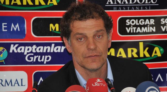 Slaven Bilic: Kalan iki maçta savaşmalıyız Slaven Bilic: Kalan iki maçta savaşmalıyız