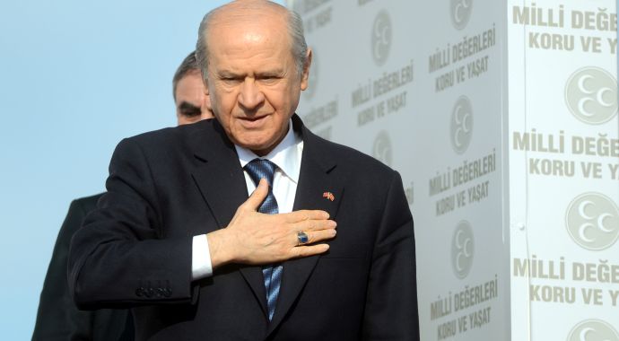Bahçeli'den Köşk'e üçgen formülü Bahçeli'den Köşk'e üçgen formülü