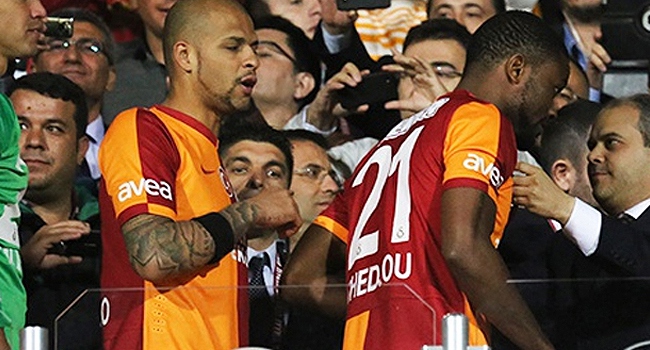 Melo sonunda konuştu: "Beni ülkeden kovmaya çalıştı"