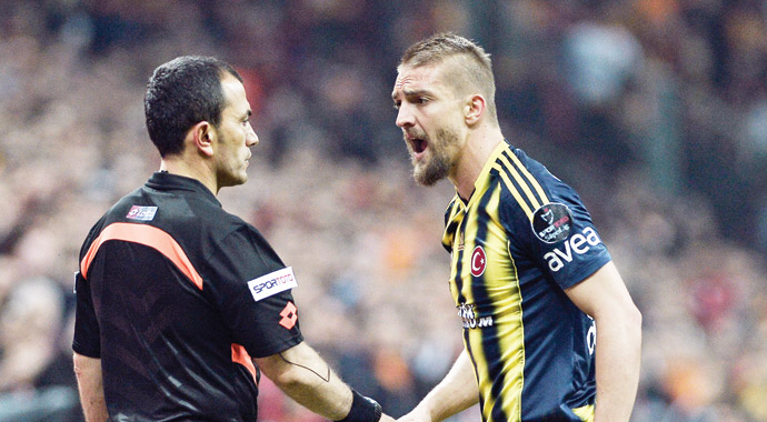 Caner Erkin İnter'e mi? Caner Erkin İnter'e mi?