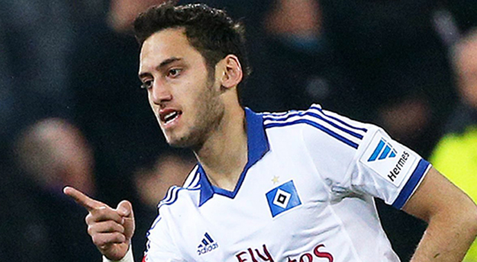 Hamburg'lu Çalhanoğlu'na dev talip! Hamburg'lu Çalhanoğlu'na dev talip!