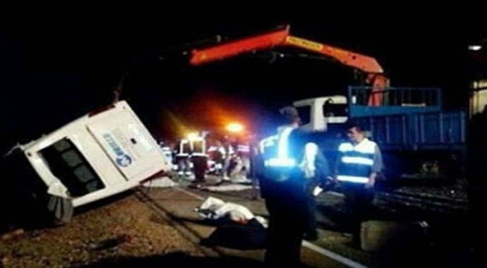 İspanya'da feci kaza: 5 sporcu öldü İspanya'da feci kaza: 5 sporcu öldü