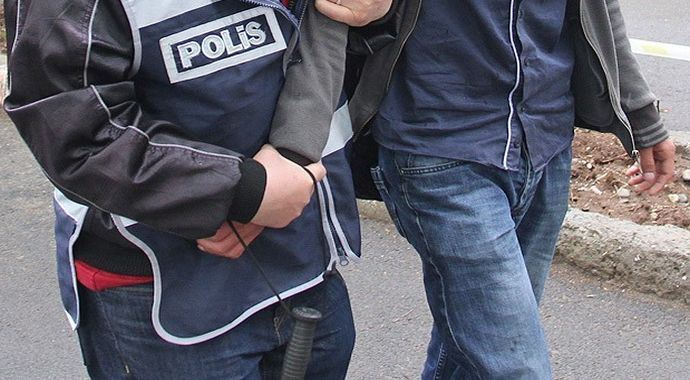 Gözaltına alınan 5 kişiden 4&#039;ü serbest