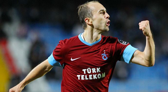 Trabzonspor, Adrian ile yollarını ayırdı