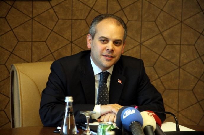 Bakan da G.Saray'ın kararını doğru bulmadı Bakan da G.Saray'ın kararını doğru bulmadı