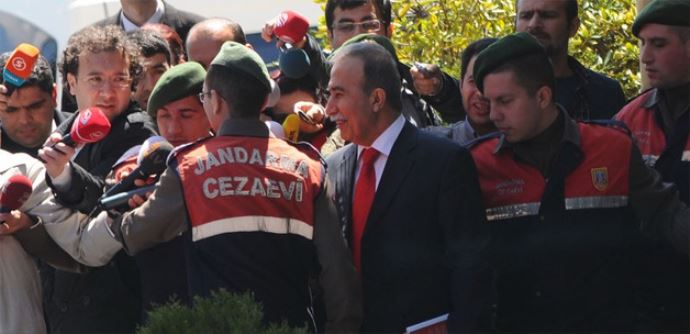 AYM&#039;den Hanefi Avcı için flaş karar
