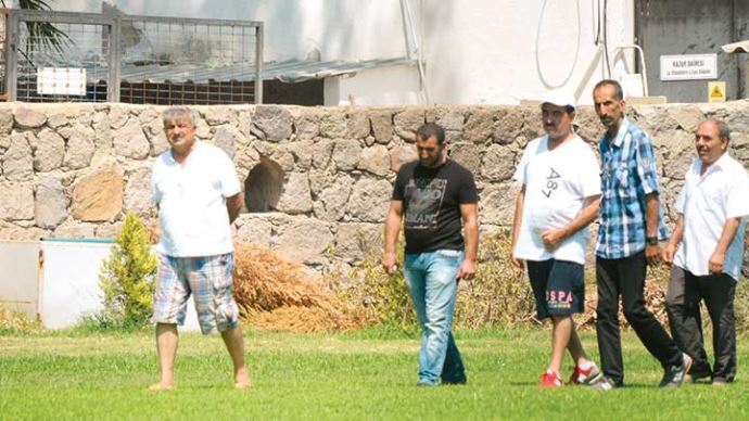 İbrahim Tatlıses, o şoförünü kovdu İbrahim Tatlıses, o şoförünü kovdu