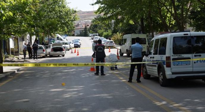 Ankara'da silahlı çatışma! Ankara'da silahlı çatışma!