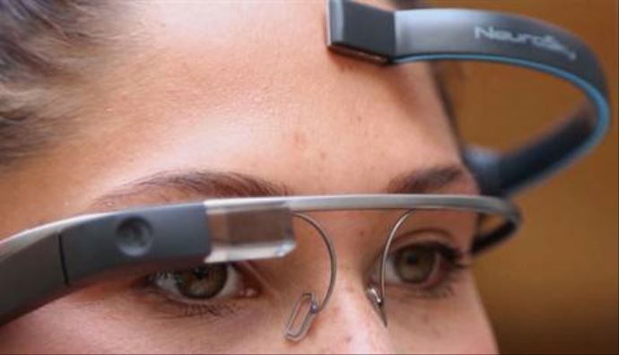 Google Glass'ı zihin gücüyle çalıştıracak uygulama Google Glass'ı zihin gücüyle çalıştıracak uygulama