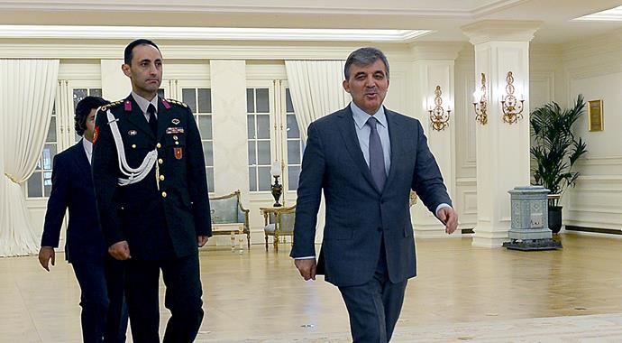 Abdullah Gül&#039;den çok önemli Gazze açıklaması!