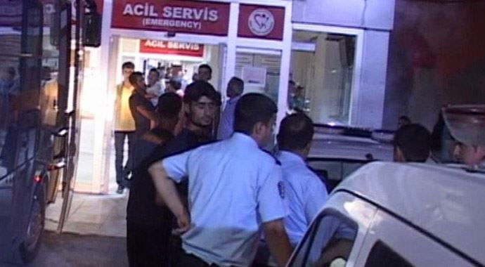 Polis polisi kazara alnından vurdu