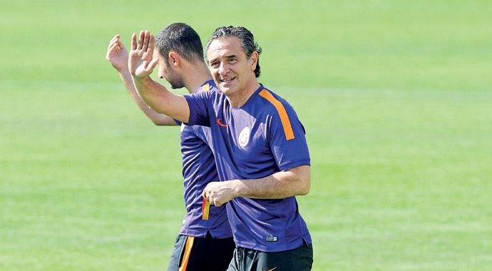 Prandelli dişini gösterdi