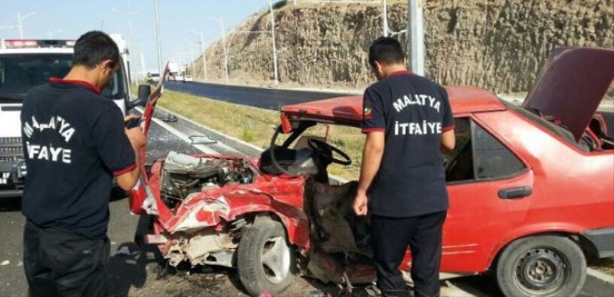 Malatya&#039;da zincerleme kaza: 4 yaralı