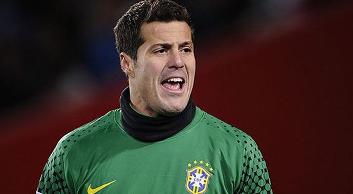 Julio Cesar milli formaya veda etti Julio Cesar milli formaya veda etti