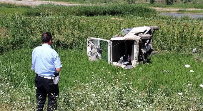 Çorum'da trafik kazası, ölü ve yaralılar var Çorum'da trafik kazası, ölü ve yaralılar var