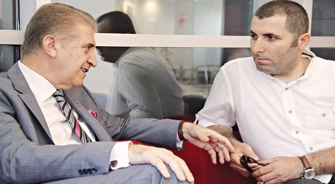 AVM alıp öğrencisine 5 yıldızlı yurt yaptı... AVM alıp öğrencisine 5 yıldızlı yurt yaptı...