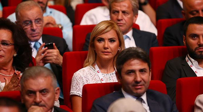 Ece Erken: Başbakan&#039;ın iftarına da gideceğim