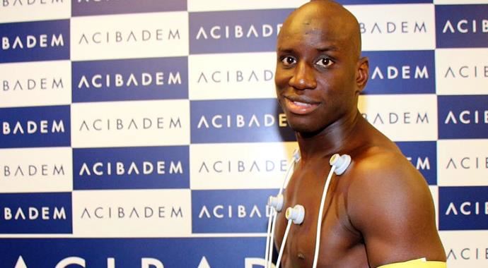 Demba Ba, sağlık kontrolünden geçti