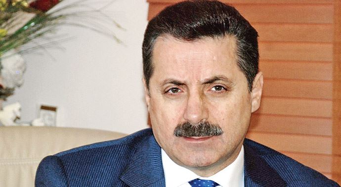 Bakan Çelik: 'Herkes kıdem tazminatı alsın istedik, reddettiler'