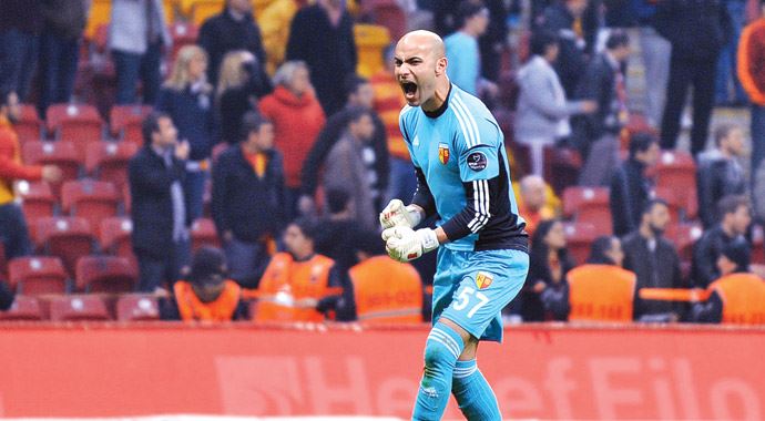 Sinan Bolat geliyor