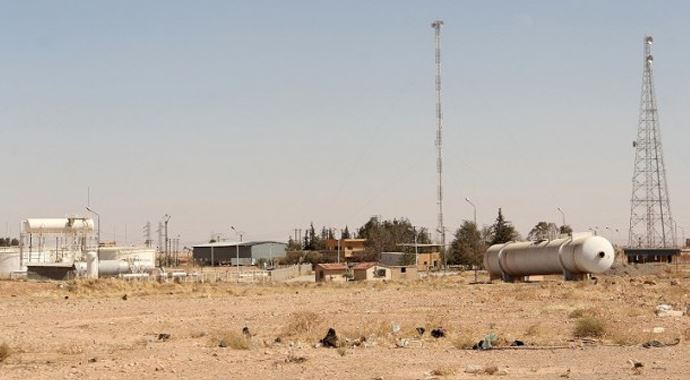 IŞİD Şaar doğalgaz sahasını ele geçirdi IŞİD Şaar doğalgaz sahasını ele geçirdi