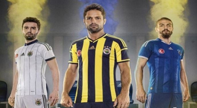 İşte Fenerbahçe'nin Yeni Sezon Formaları ve Fiyatı Burada! İşte Fenerbahçe'nin Yeni Sezon Formaları ve Fiyatı Burada!