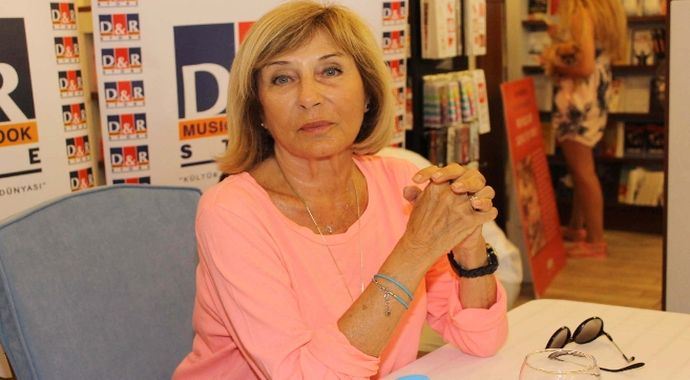 İsrail'i kınadı, seçimi yorumladı