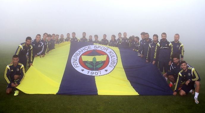 Dünya Fenerbahçeliler Günü'nü kutladılar