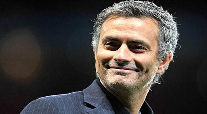 Mourinho: Louis van Gaal'e saygı duyuyorum