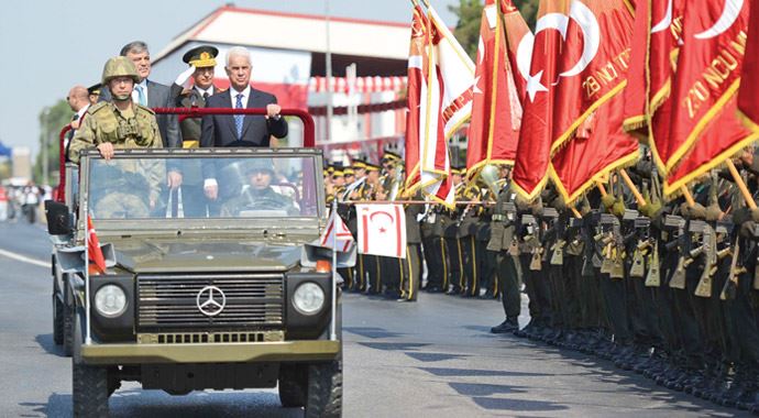 Eroğlu: Türkiye olmasaydı toplu mezardaydık