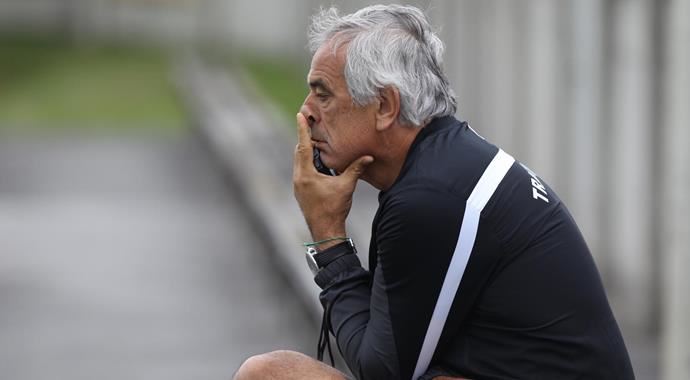 Halilhodzic transferleri bekliyor