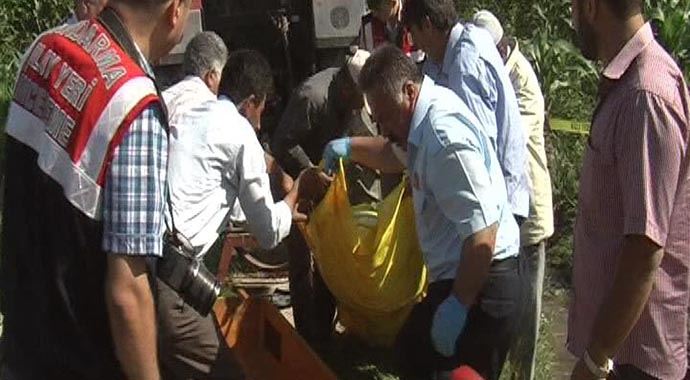 Eşinin gözleri önünde feci şekilde can verdi Eşinin gözleri önünde feci şekilde can verdi