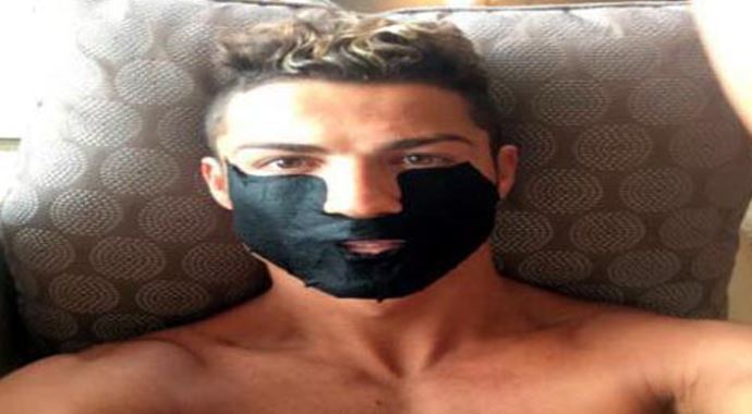 Ronaldo bu fotoğrafıyla şaşırttı Ronaldo bu fotoğrafıyla şaşırttı