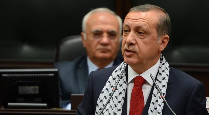 Erdoğan, Zekeriya Öz&#039;den şikayetçi oldu