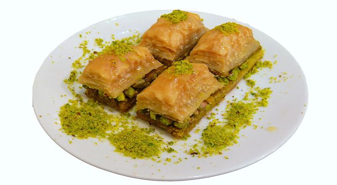 Fıstıklı baklava 50 lira