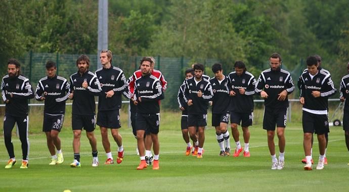 Beşiktaş Feyenoord maçı hazırlıklarına yarın başlayacak Beşiktaş Feyenoord maçı hazırlıklarına yarın başlayacak