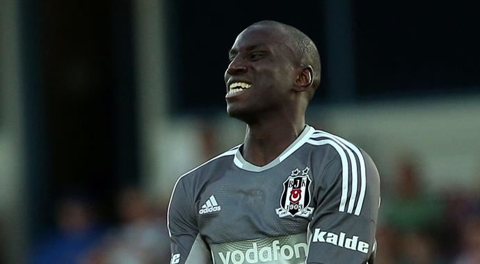 Demba Ba'dan hayranlarını gururlandıracak tweet! Demba Ba'dan hayranlarını gururlandıracak tweet!