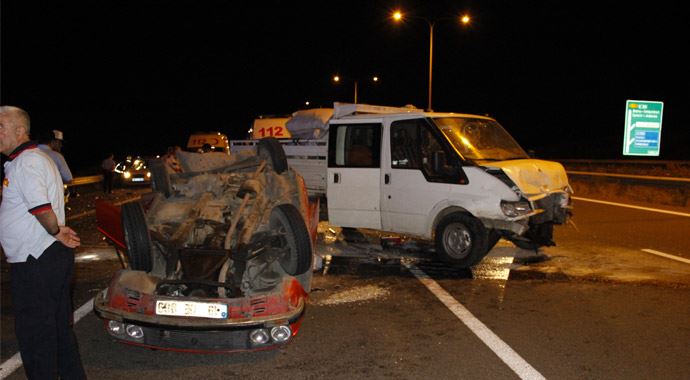 Ankara'da feci trafik kazası, çok sayıda yaralı var Ankara'da feci trafik kazası, çok sayıda yaralı var