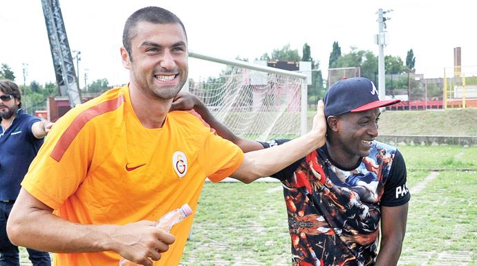 Youla&#039;dan Burak Yılmaz&#039;a: Büyük golcü oldun!