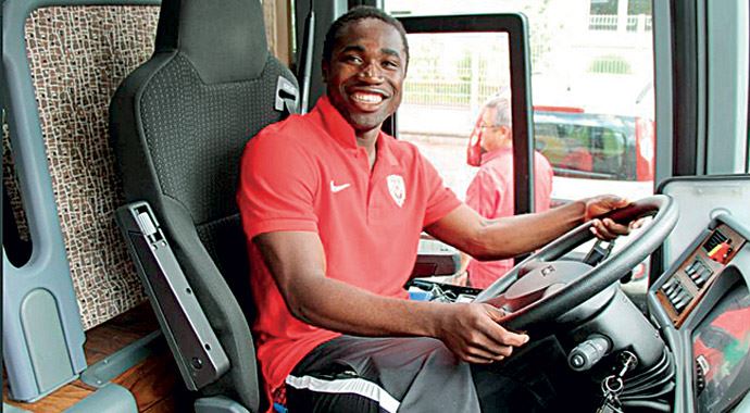 Bursaspor'un Jeff Louis ısrarı Bursaspor'un Jeff Louis ısrarı