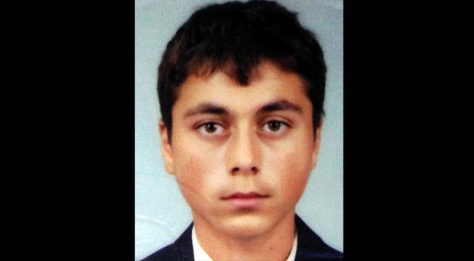 Serinlemek için arıtma havuzuna giren genç öldü