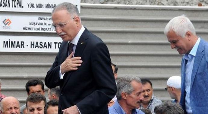 Ekmeleddin İhsanoğlu, vatandaşla tartıştı! 